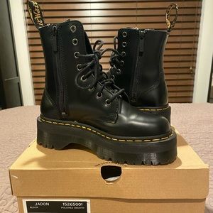 Doc Martens Jadon - Black Polished Smooth